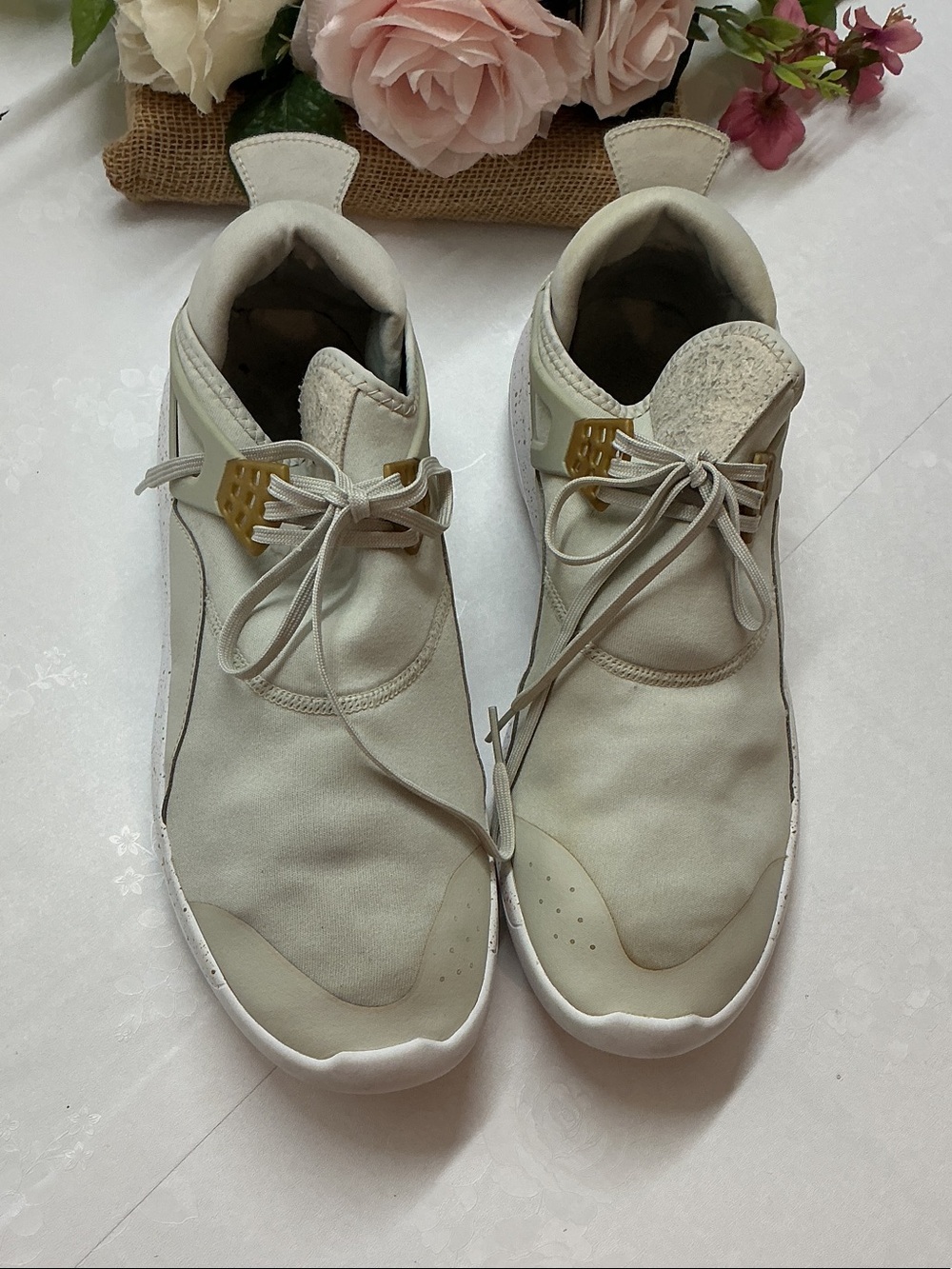 Light Gray Slip-On Sneakers with Gold Accent